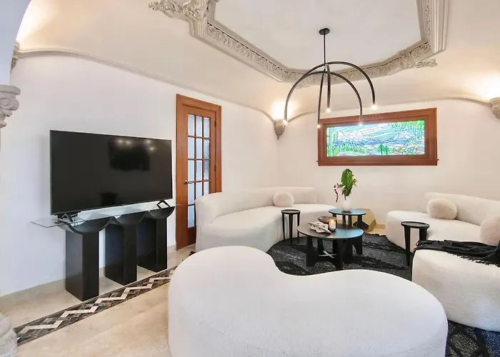 Holiday home Breathtaking 9 Bedroom Huge Rooftop W 4 Ac Condesa Mexico City