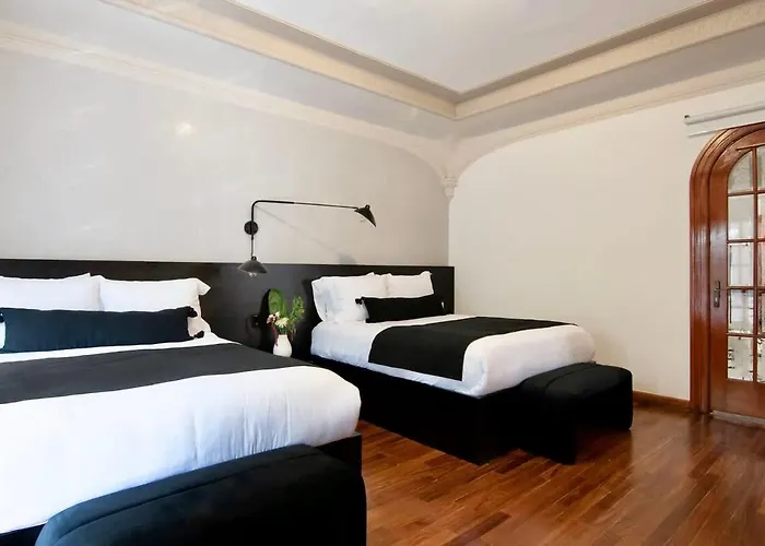 Breathtaking 9 Bedroom Huge Rooftop W 4 Ac Condesa Mexico City