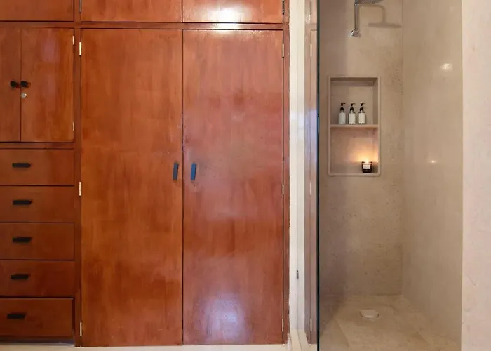 Holiday home Breathtaking 9 Bedroom Huge Rooftop W 4 Ac Condesa
