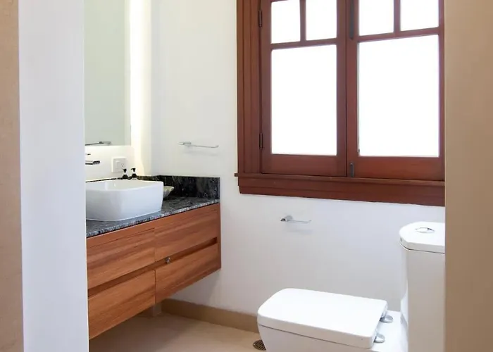 Breathtaking 9 Bedroom Huge Rooftop W 4 Ac Condesa Holiday home