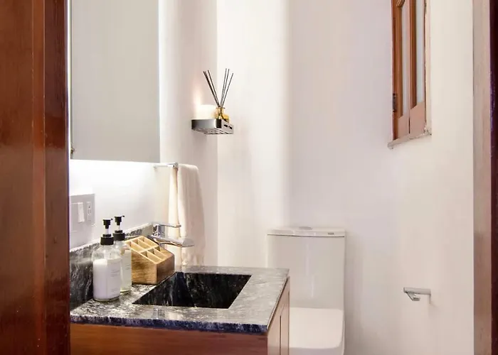 Breathtaking 9 Bedroom Huge Rooftop W 4 Ac Condesa *